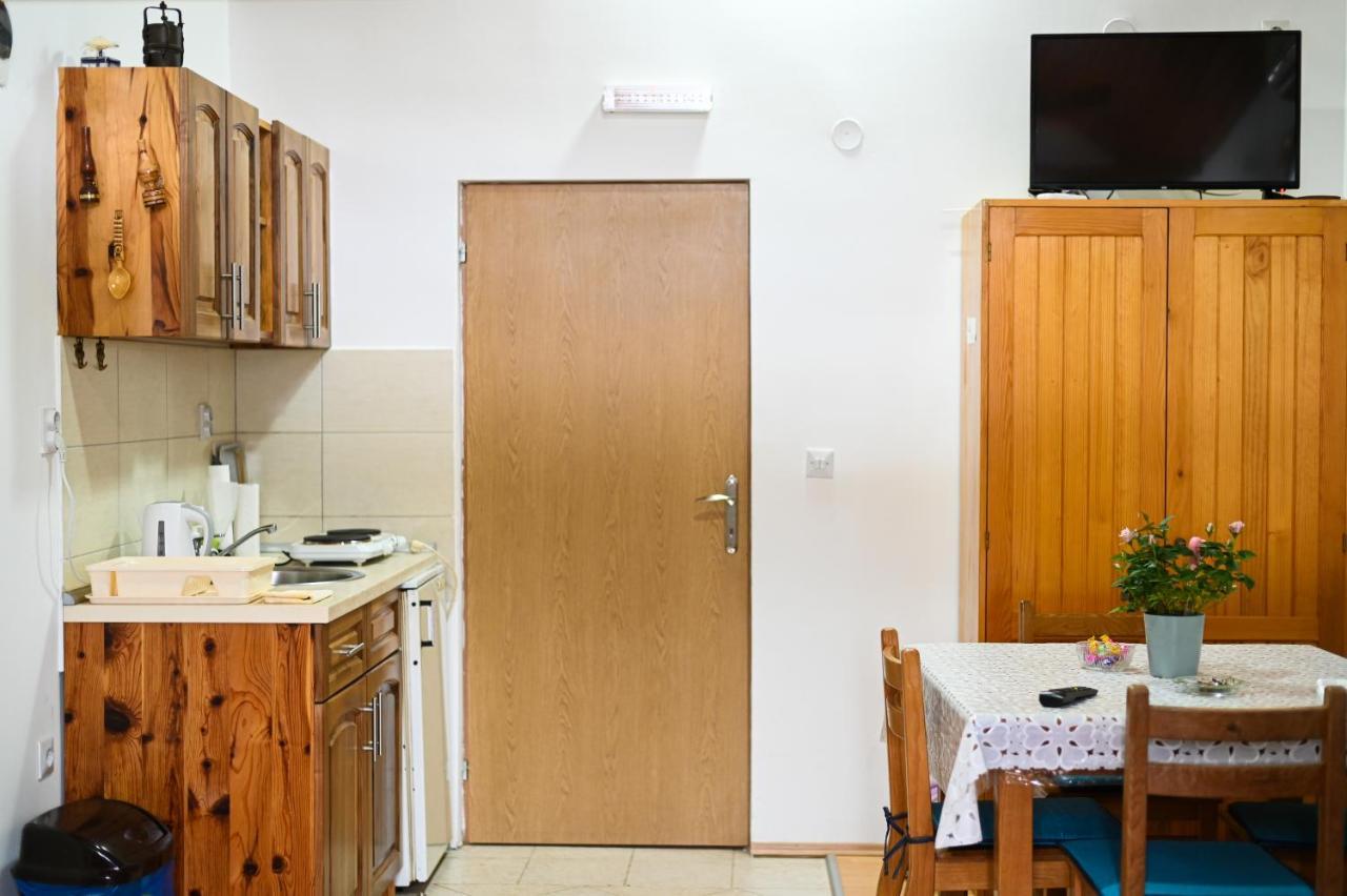 Tri Bagrema Km Apartment *