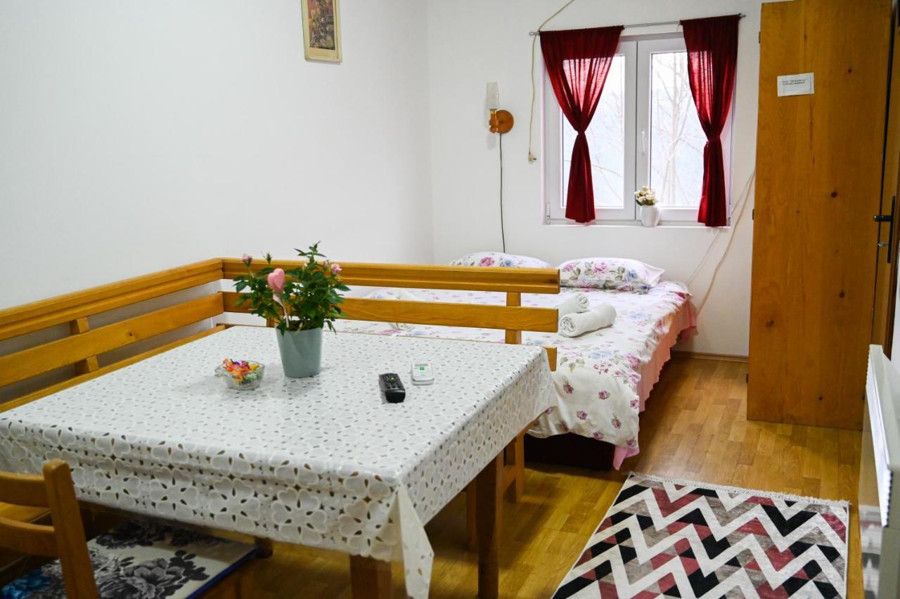 Tri Bagrema Km Apartment *