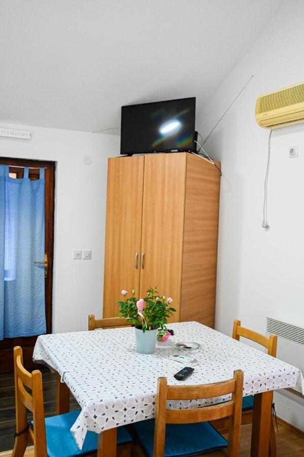 Tri Bagrema Km Appartamento Mokra Gora