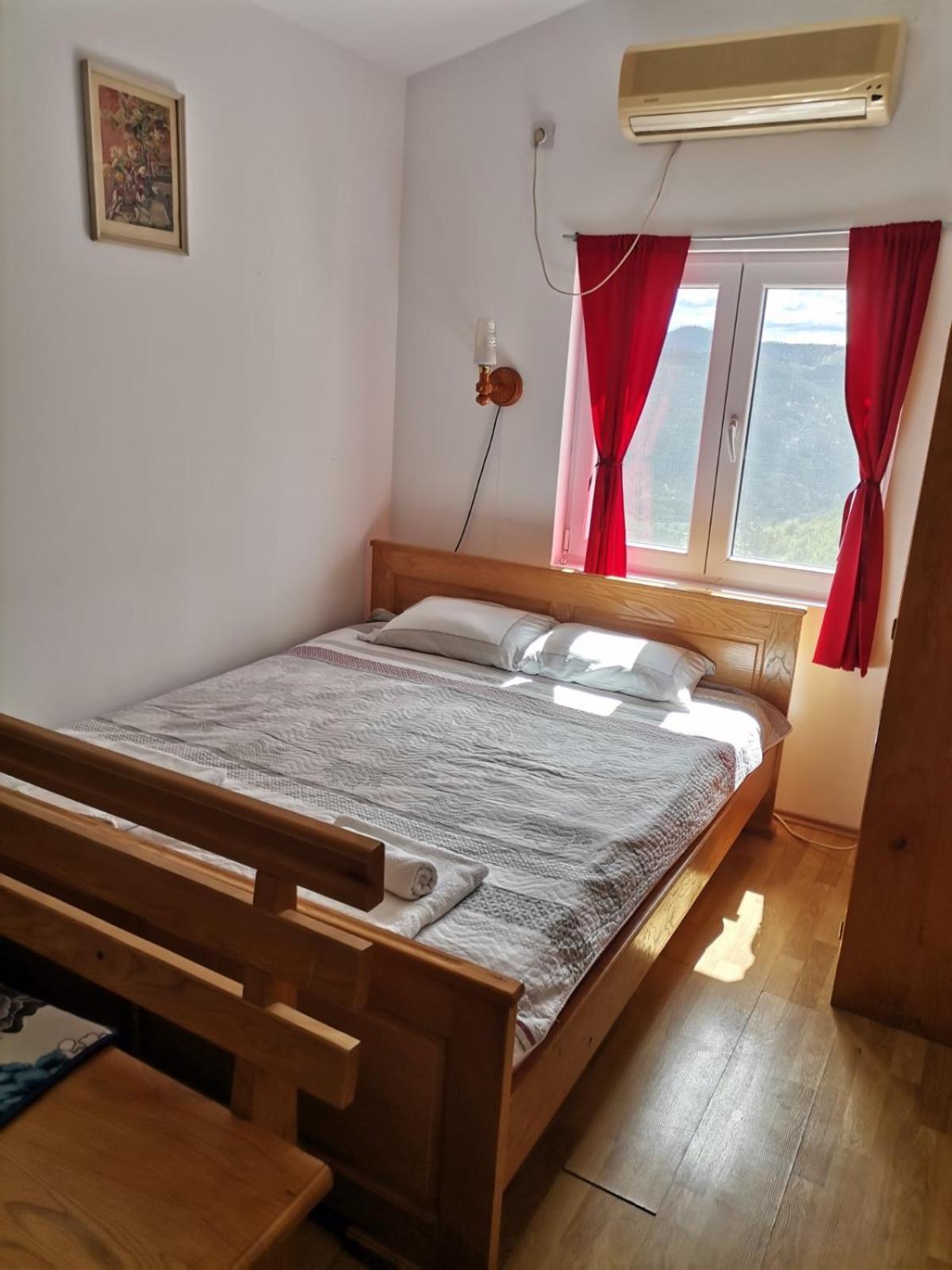 Tri Bagrema Km * Mokra Gora