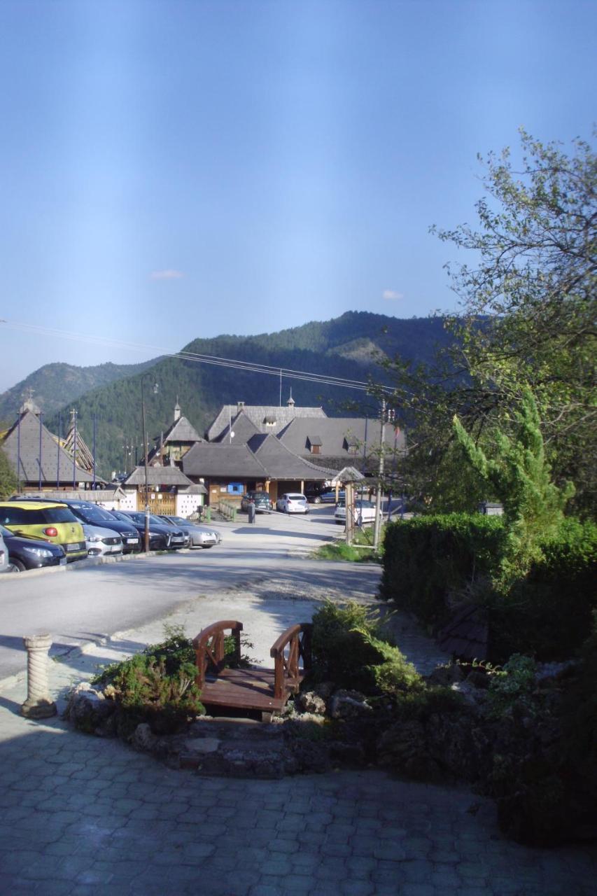 Tri Bagrema Km Apartment Mokra Gora